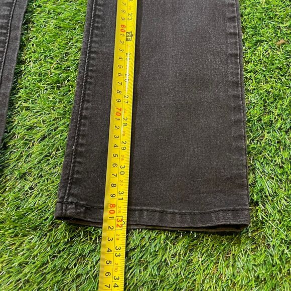 Y2K Guess women’s low-rise black light flare skinny jeans (27) - Picture 6 of 8